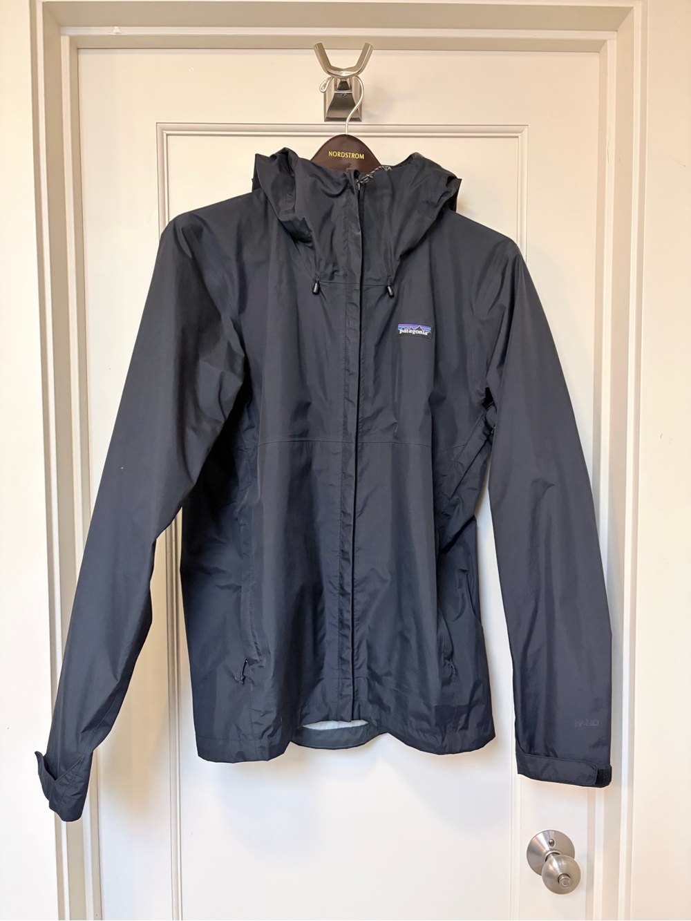 Patagonia Men's Torrentshell 3L Rain Jacket Size S - Picture 4 of 8